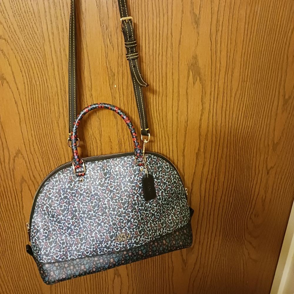 Coach Medium/Large Purse